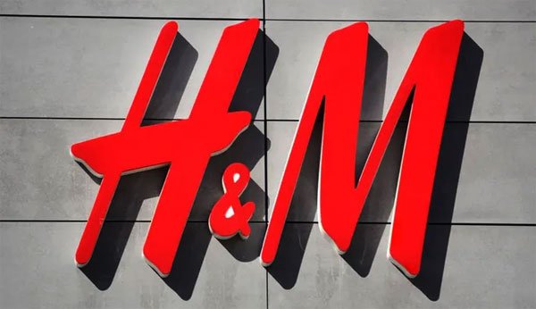 H&M holiday hours
